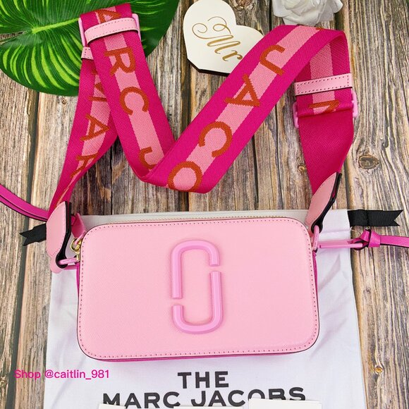 Marc Jacobs Handbags - Marc Jacobs The Mixed Media Snapshot Crossbody Bag